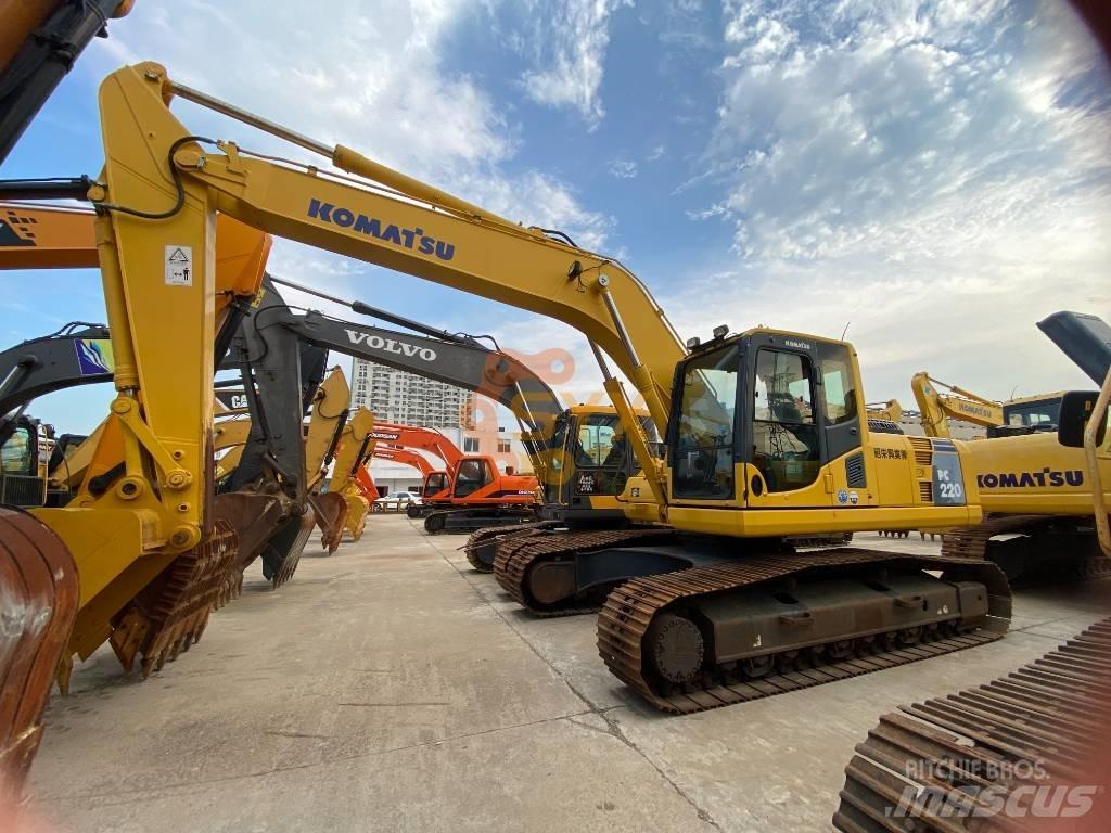 Komatsu PC 220 -8N1 Paletli ekskavatörler
