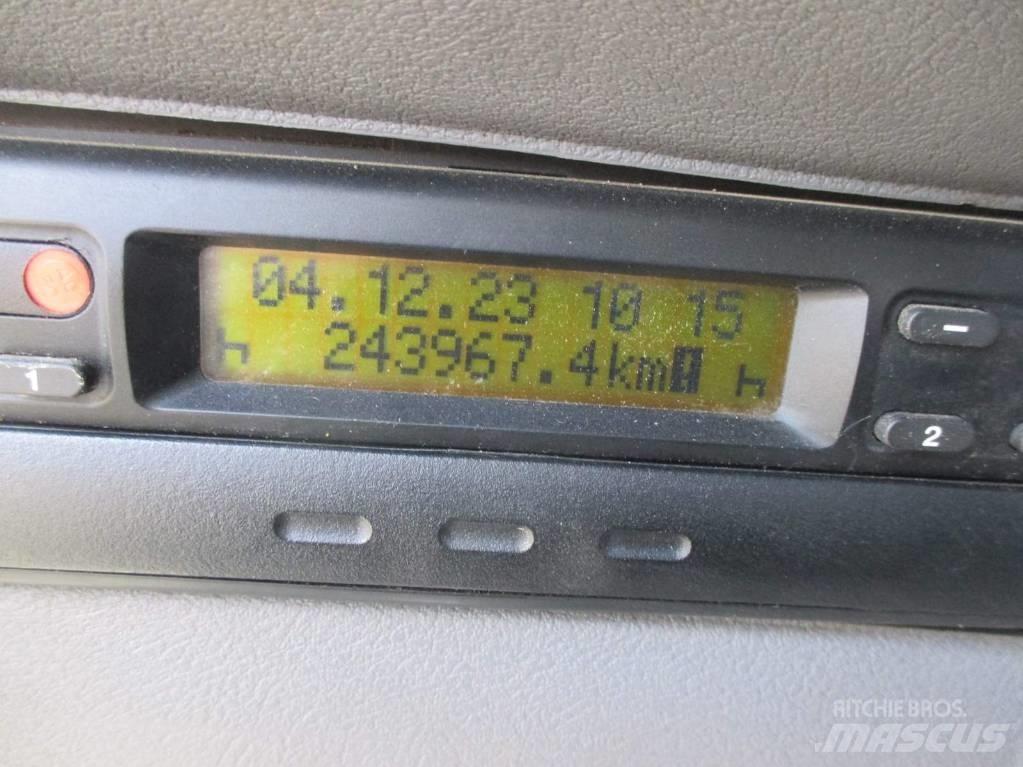 Renault Kerax 380 Araç üzeri vinçler