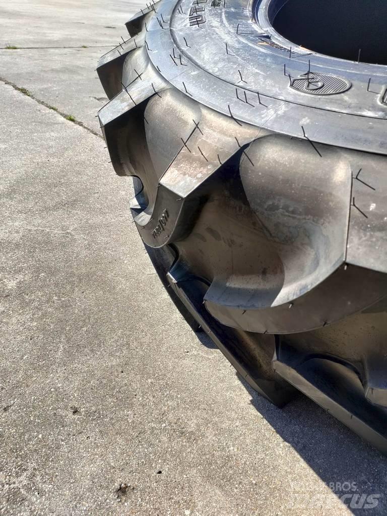 Firestone 460/70R24 Tekerlekler