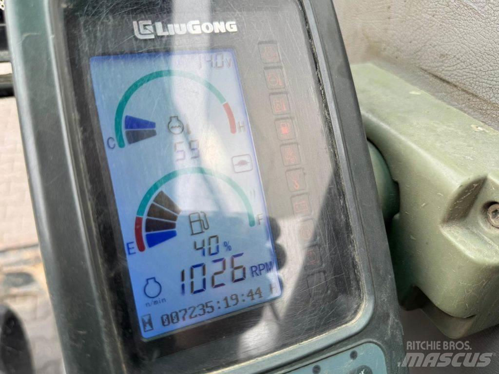 LiuGong CLG906C Paletli ekskavatörler