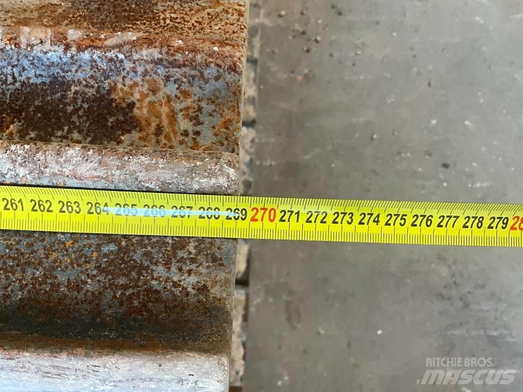Hitachi ZX 135 US Paletli ekskavatörler