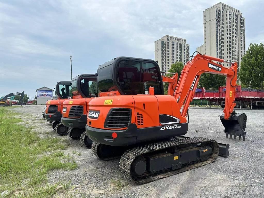 Doosan DX60-9 Mini ekskavatörler, 7 tona dek