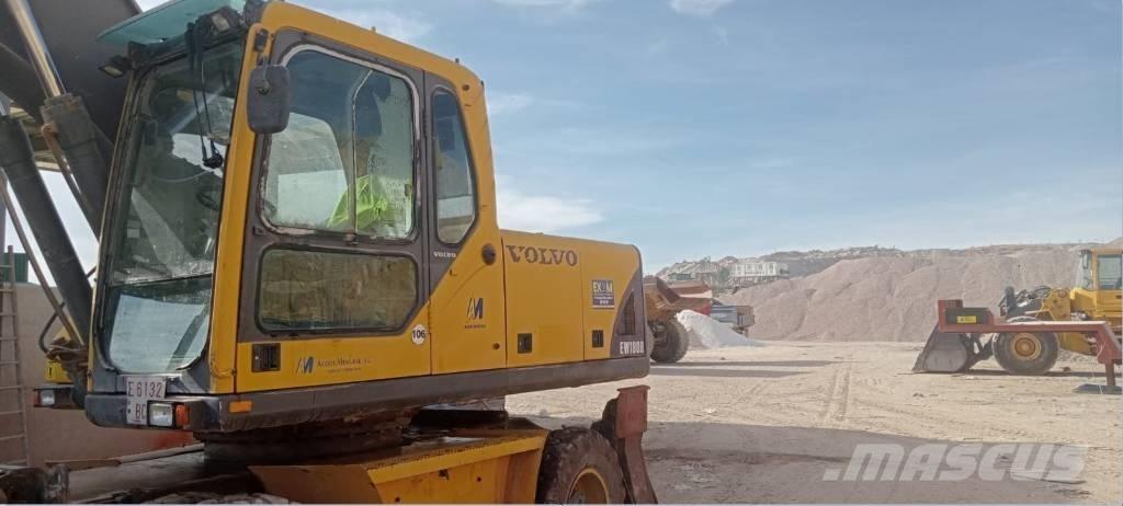 Volvo 180 Giratoria Lastik tekerli ekskavatörler