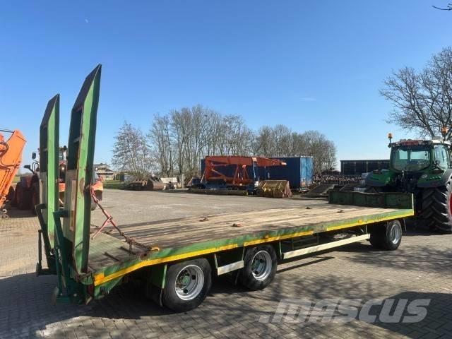Thomas Aanhangwagen Hafif çekiciler