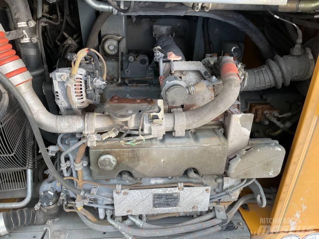 Liebherr LH 24 Lastik tekerli ekskavatörler