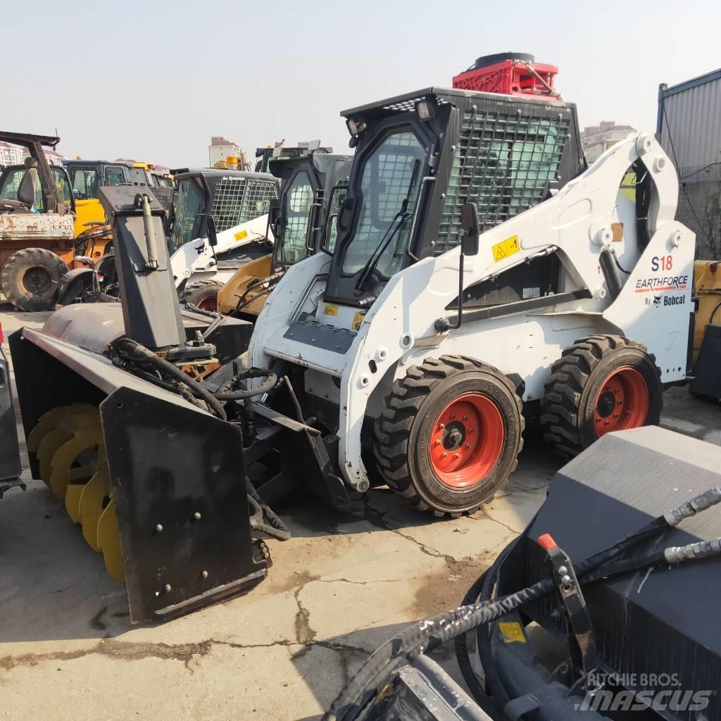 Bobcat S18 Skid steer loderler