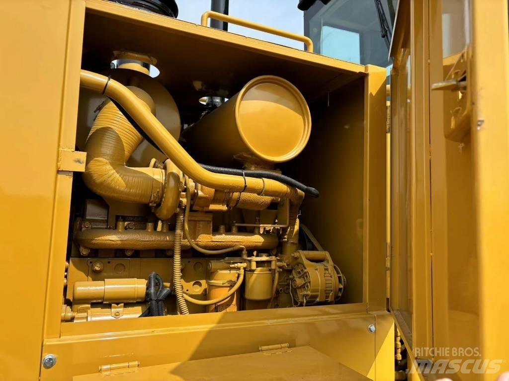 CAT 140 K Greyderler