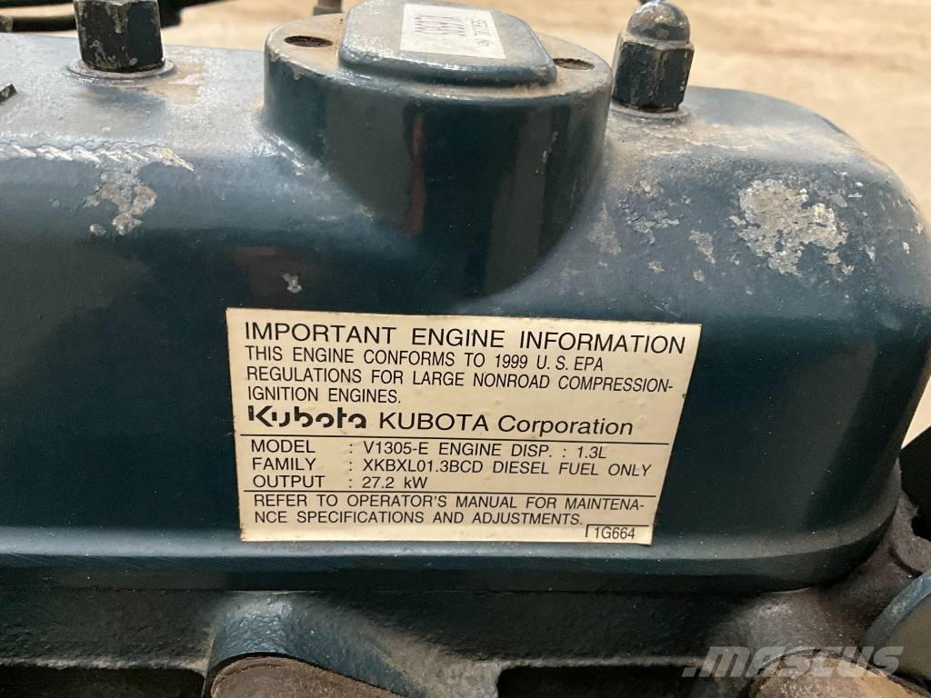 Kubota V 1305 Motorlar