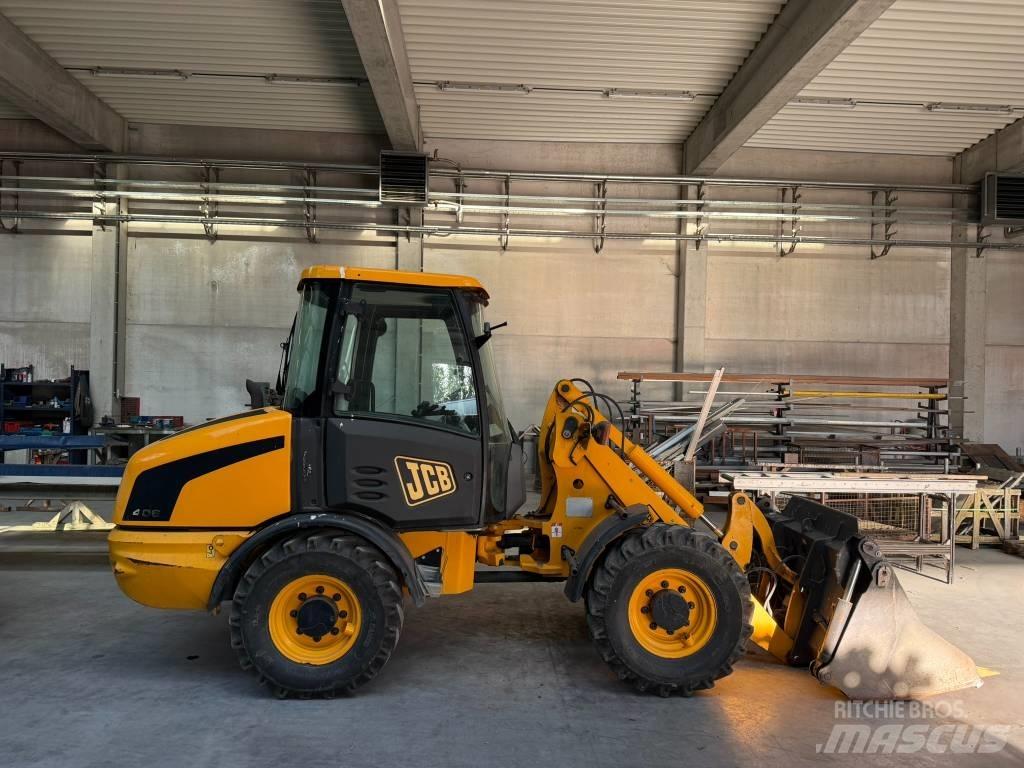 JCB 406 Tekerlekli yükleyiciler