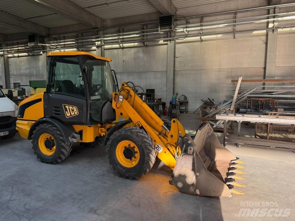 JCB 406 Tekerlekli yükleyiciler