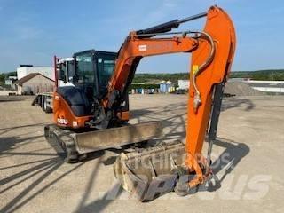 Hitachi ZX55U Mini ekskavatörler, 7 tona dek