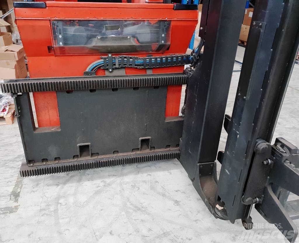 BT CTX 1300 Dar koridor forklifti