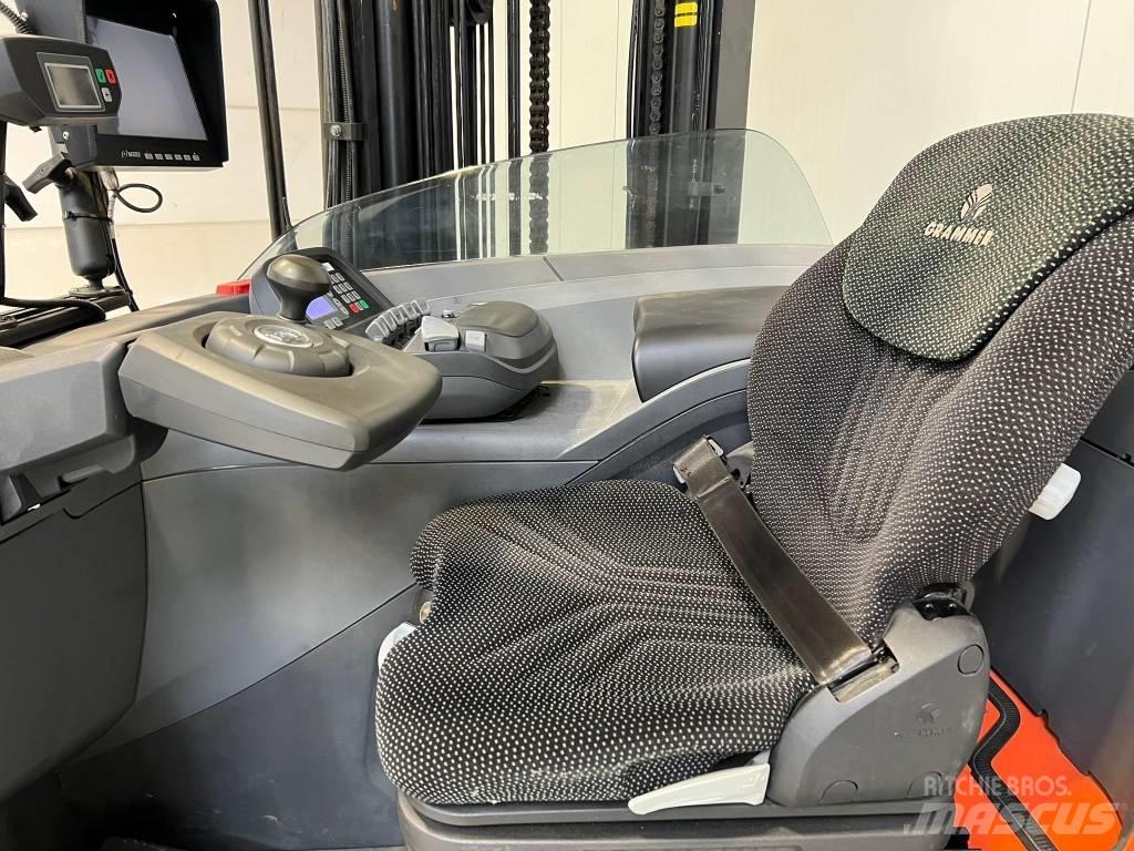 BT RRE160 Reach truck - depo içi istif araçları