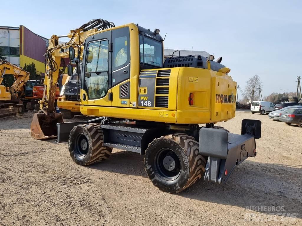 Komatsu PW 148-8 Lastik tekerli ekskavatörler