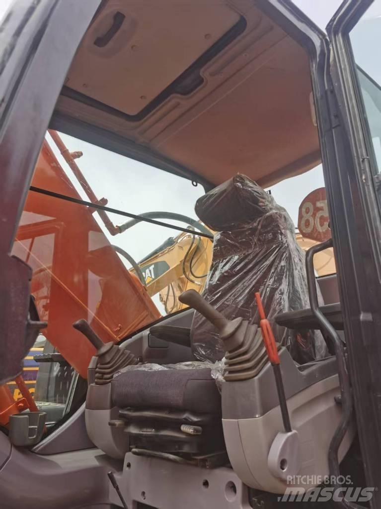Hitachi ZX 210 Paletli ekskavatörler