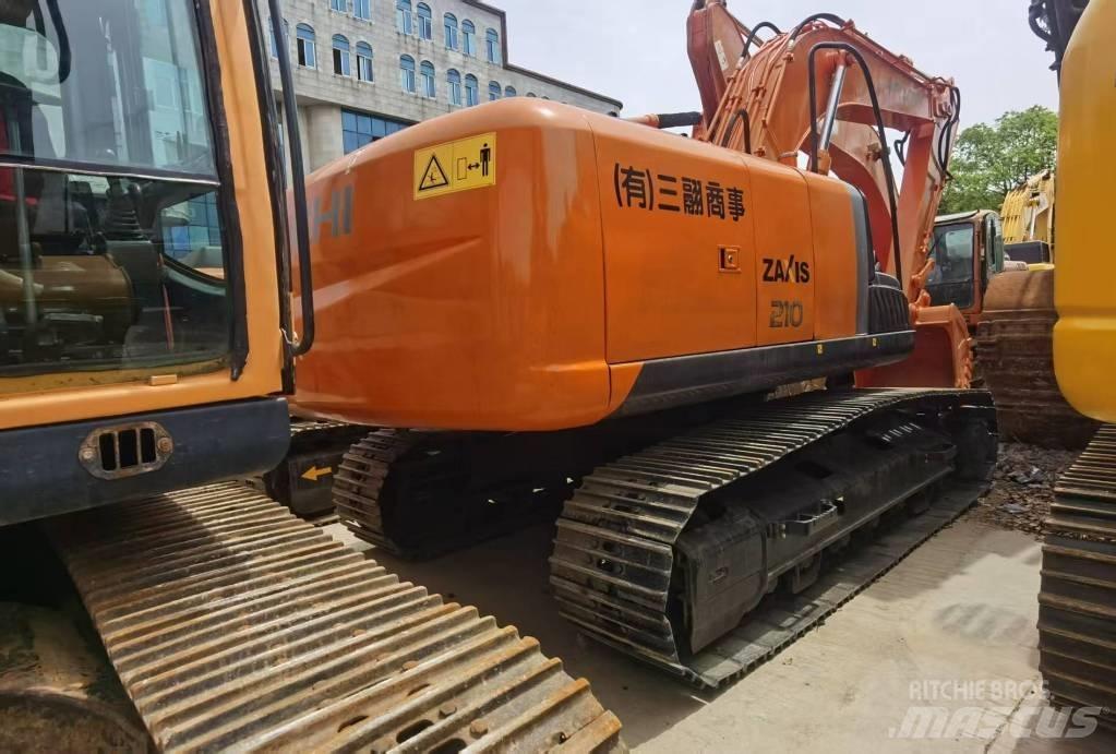Hitachi ZX 210 Paletli ekskavatörler