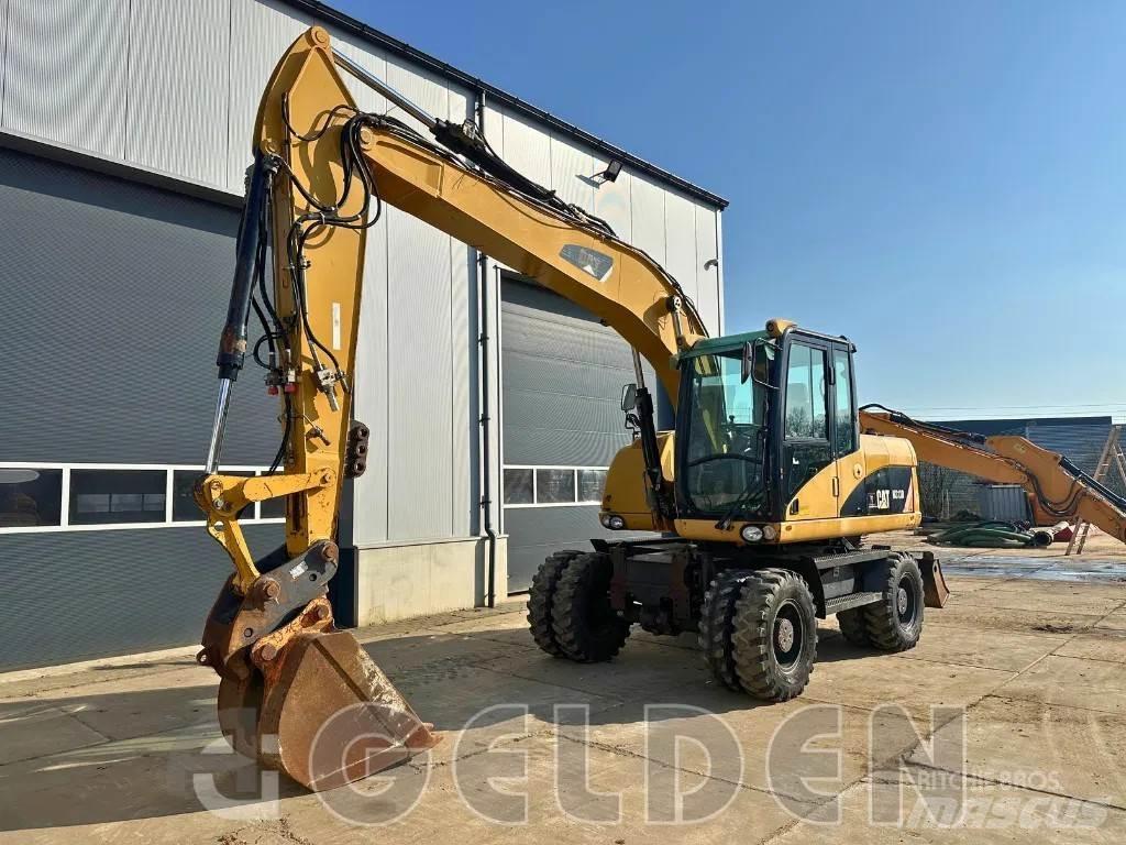 CAT M313D Lastik tekerli ekskavatörler