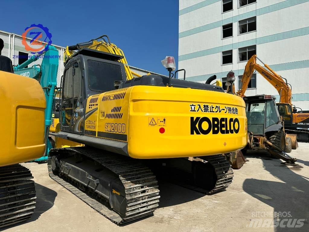 Kobelco SK 200 Paletli ekskavatörler