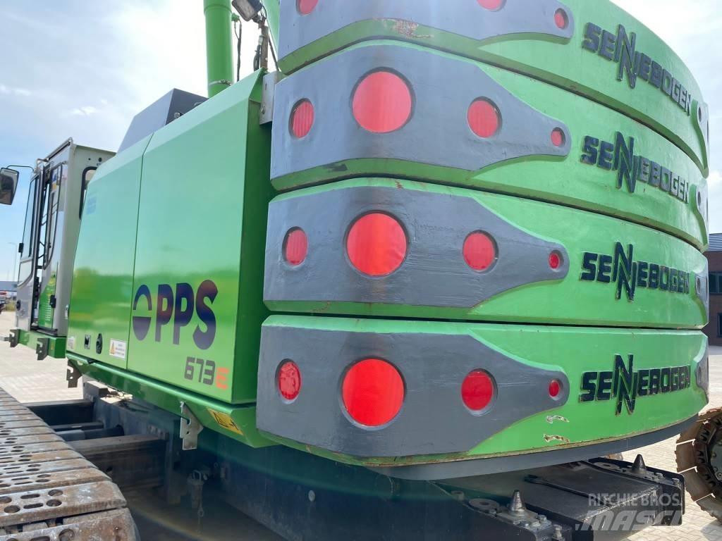 Sennebogen 673 Paletli vinçler