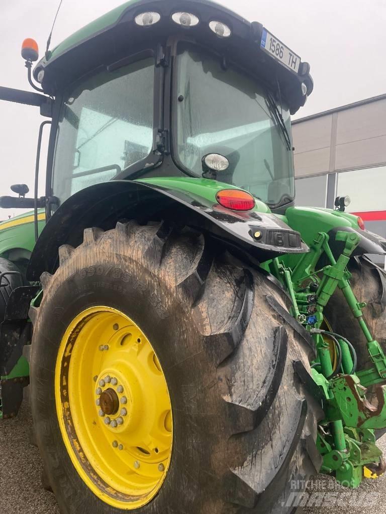 John Deere 8310 R Traktörler