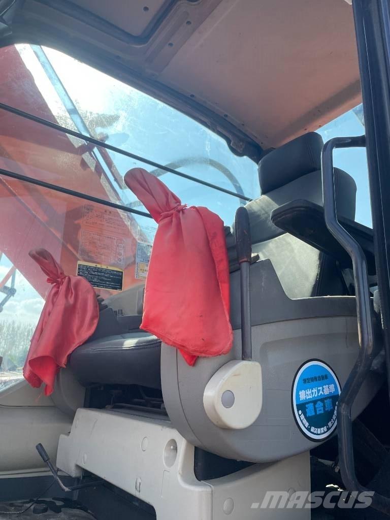 Hitachi ZX 240 Paletli ekskavatörler