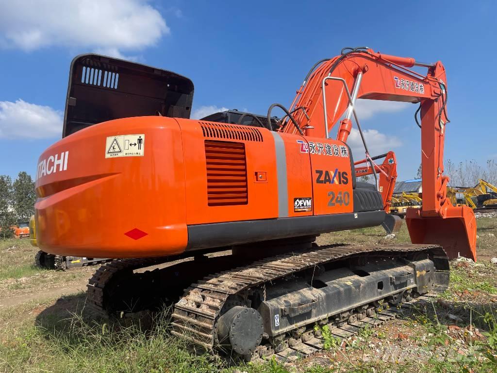 Hitachi ZX 240 Paletli ekskavatörler