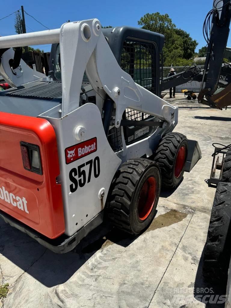 Bobcat S570 Skid steer loderler