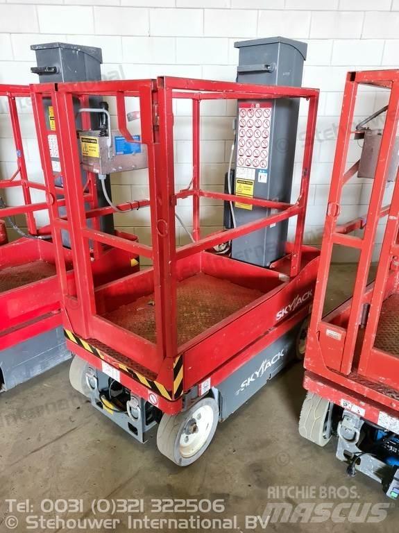 SkyJack SJ12 Diger lift ve platformlar
