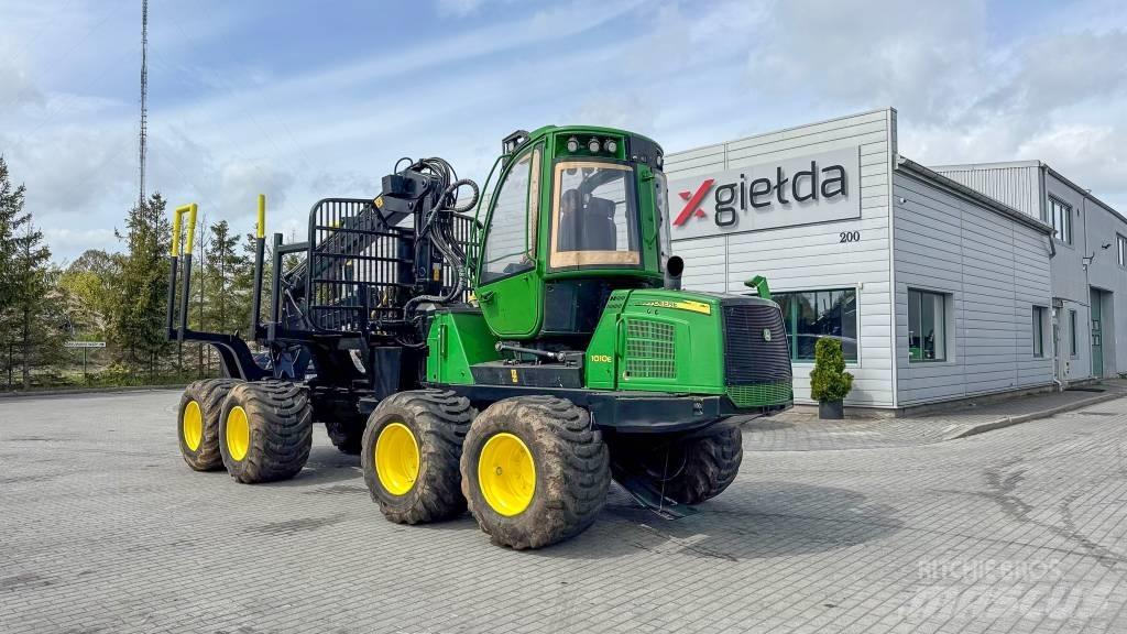 John Deere 1010 E Tomruk yükleyici traktörler
