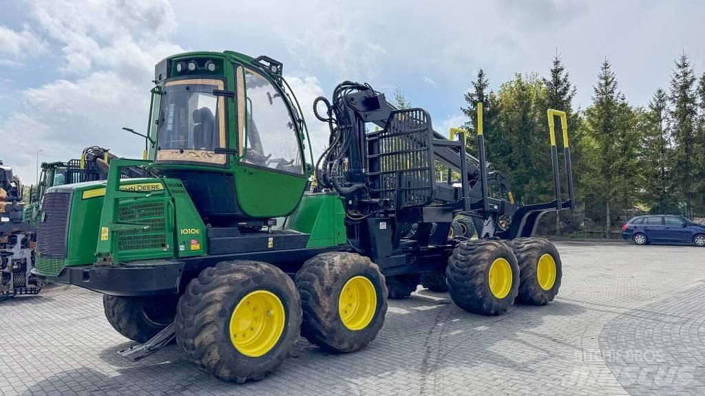 John Deere 1010 E Tomruk yükleyici traktörler
