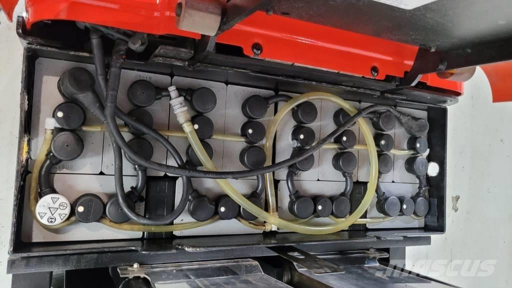 BT SPE 125 Akülü depo ekipmanları