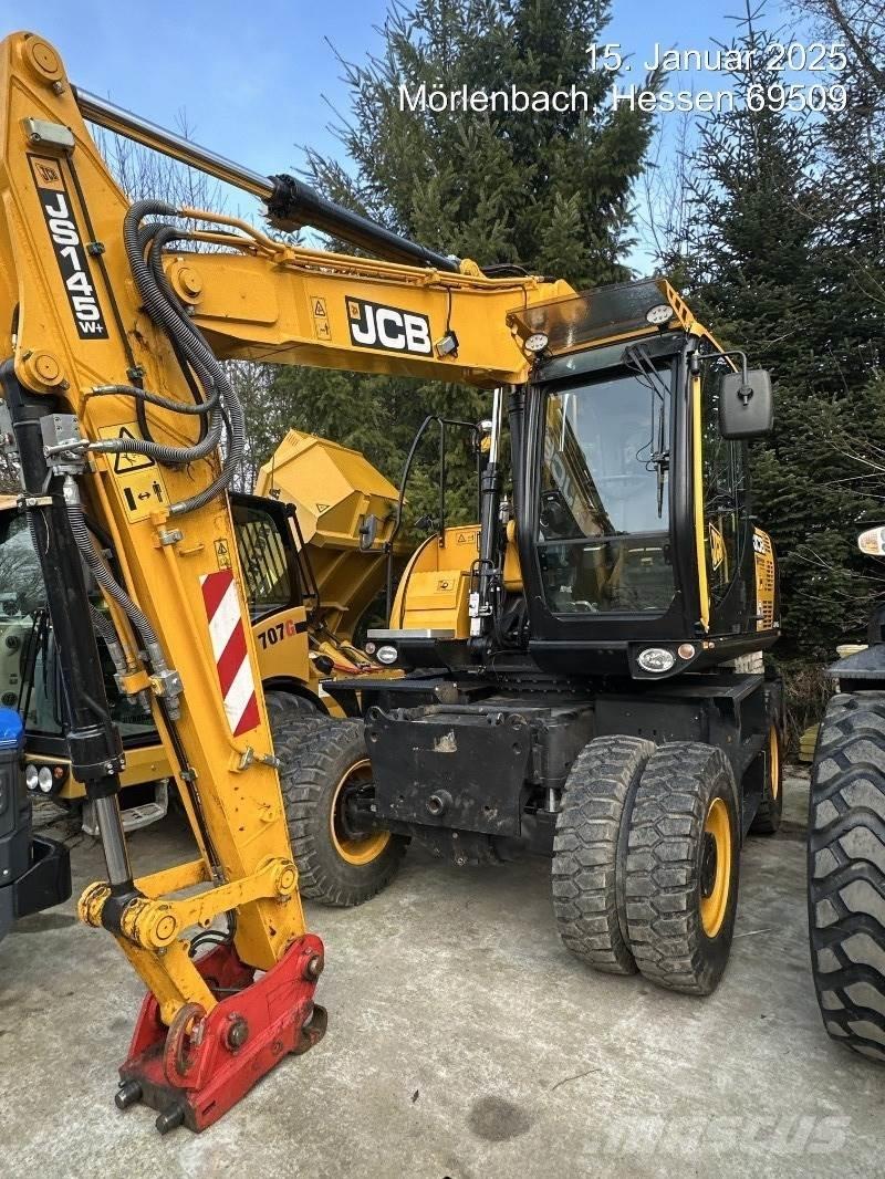 JCB JS145W PLUS Lastik tekerli ekskavatörler