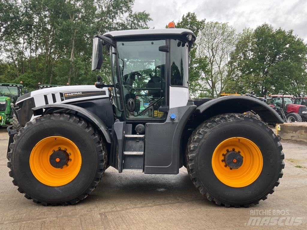 JCB Fastrac 4220 Traktörler