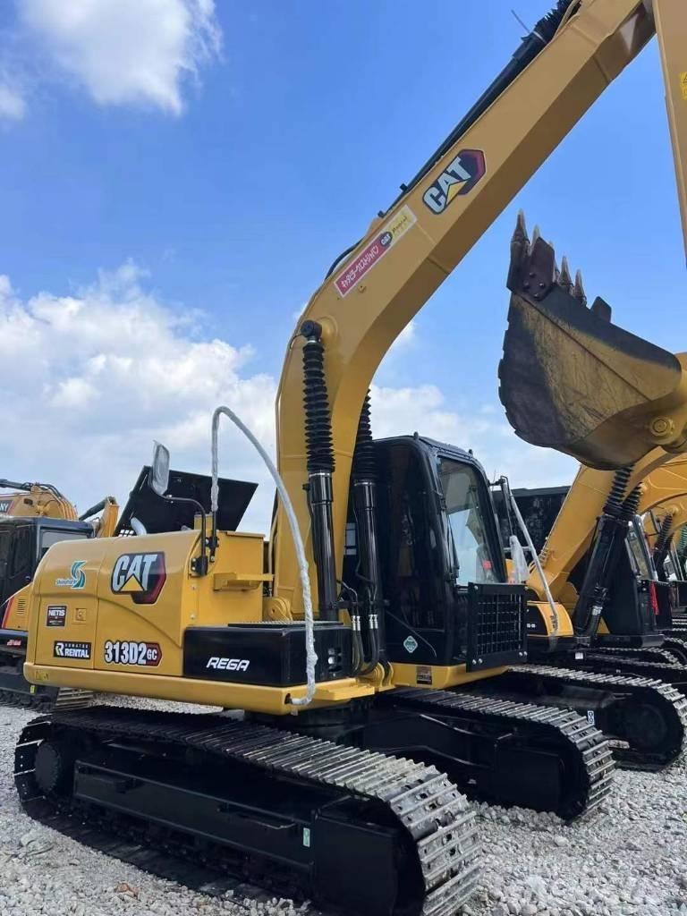 CAT 313 D Paletli ekskavatörler