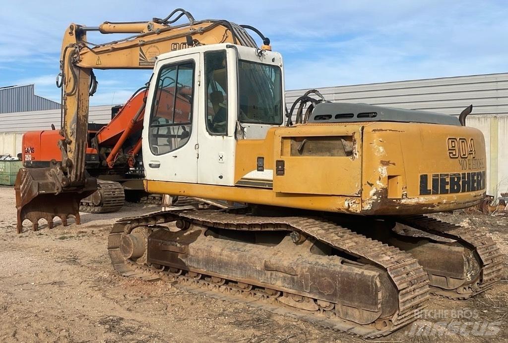 Liebherr 904 Paletli ekskavatörler