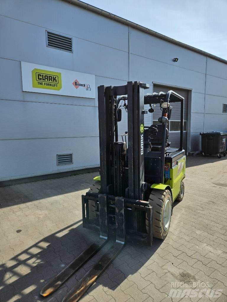 Clark EPX32i Elektrikli forkliftler