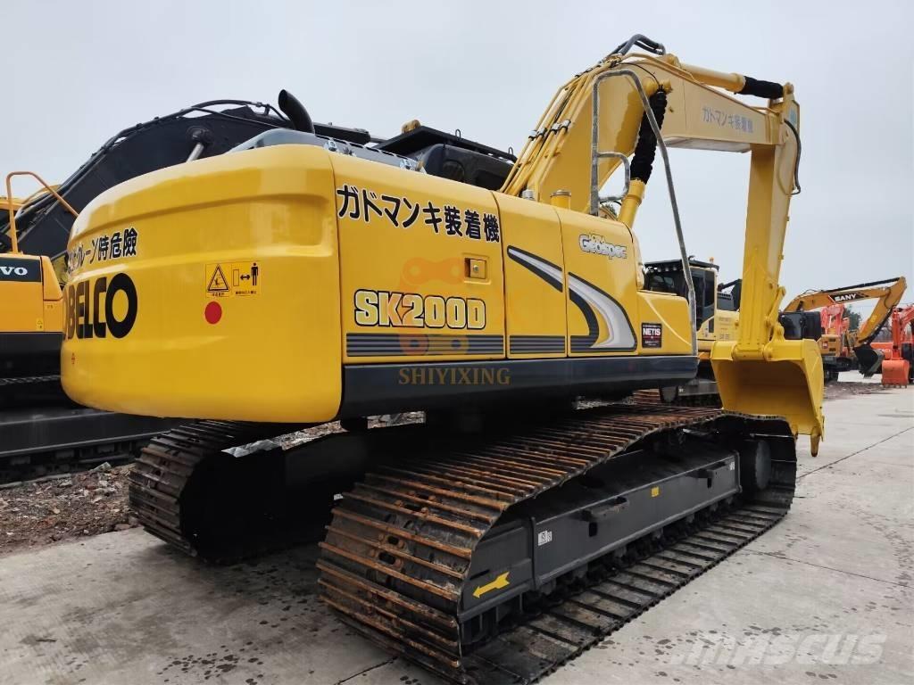 Kobelco SK 200 Paletli ekskavatörler