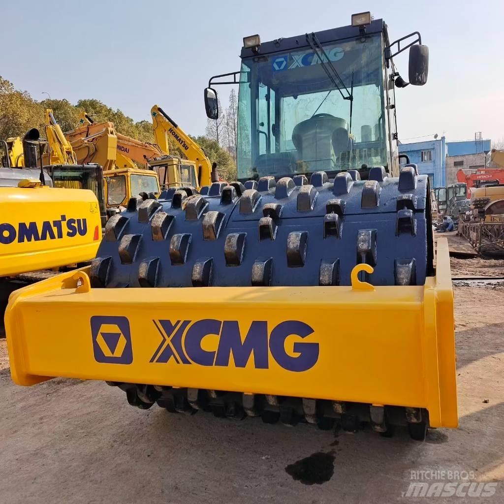 XCMG XS 223 J Tek tamburlu silindirler
