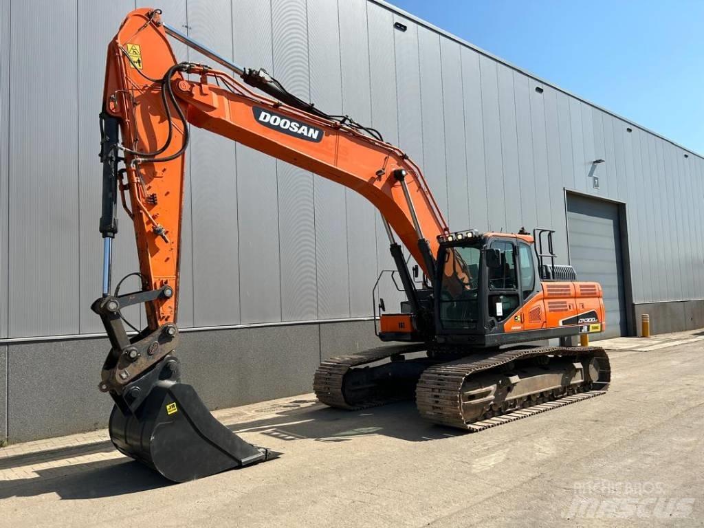 Doosan DX 300 LC-5 Paletli ekskavatörler