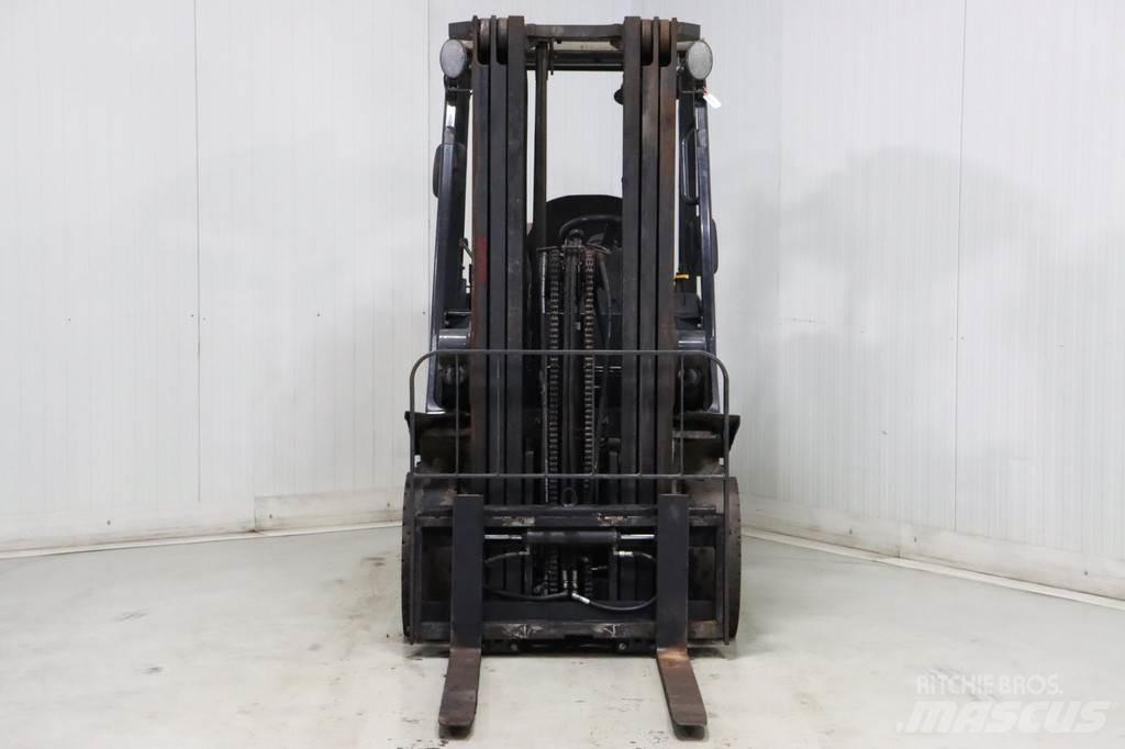 Nissan U1D2A20LQ LPG'li forkliftler