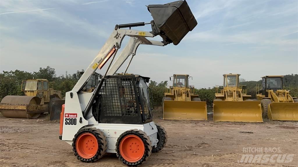 Bobcat S 300 Skid steer loderler