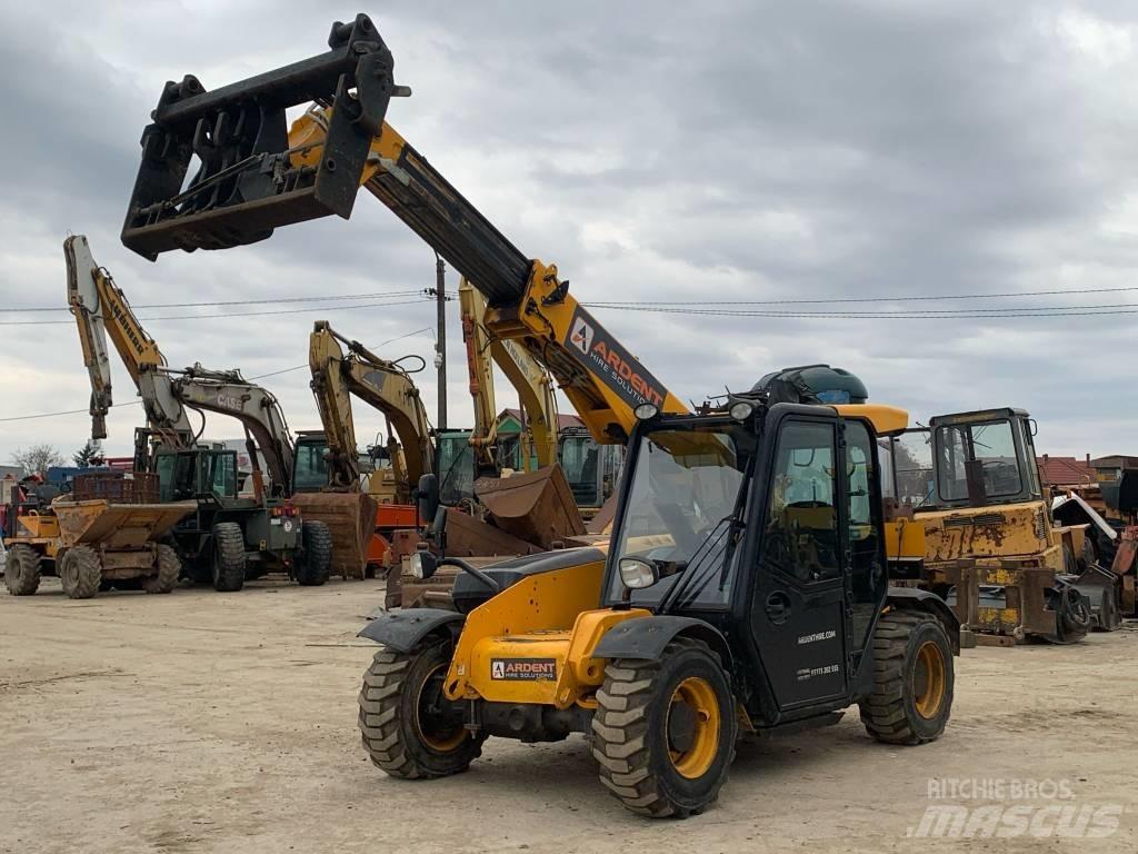 JCB 525-60 HI VIZ Tarimsal teleskopik yükleyiciler