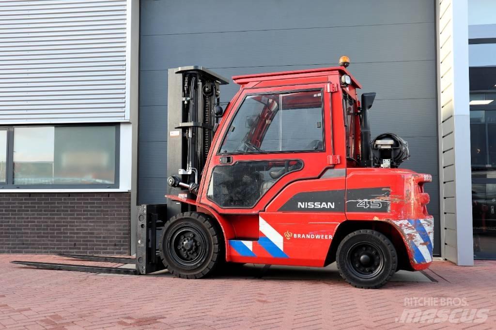 Nissan J1F4A45LY LPG'li forkliftler
