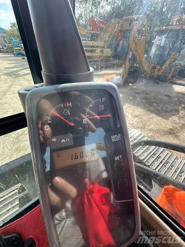 Hitachi ZX 70 Paletli ekskavatörler
