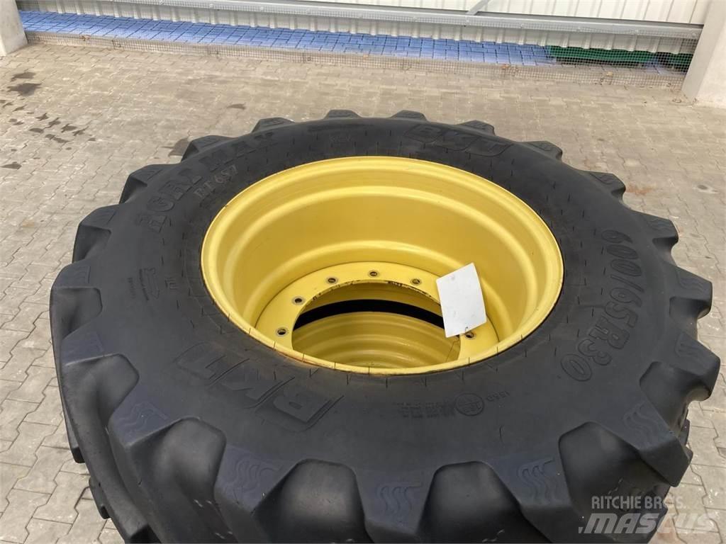 BKT 600/65R30 Tekerlekler