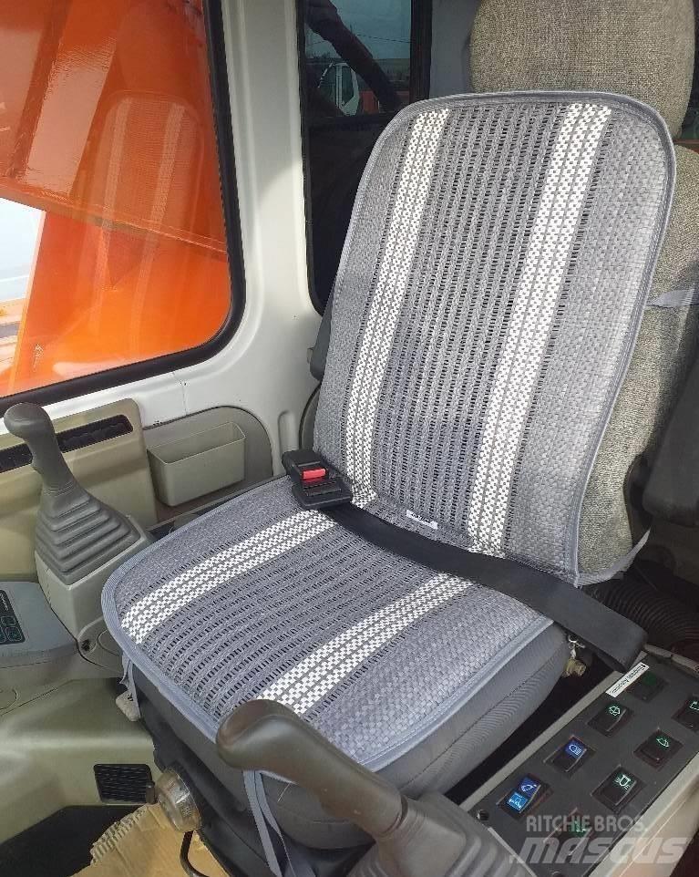 Daewoo 520 LCV Paletli ekskavatörler