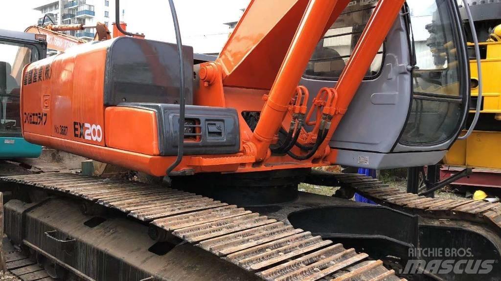 Hitachi ZX 200-5 Paletli ekskavatörler