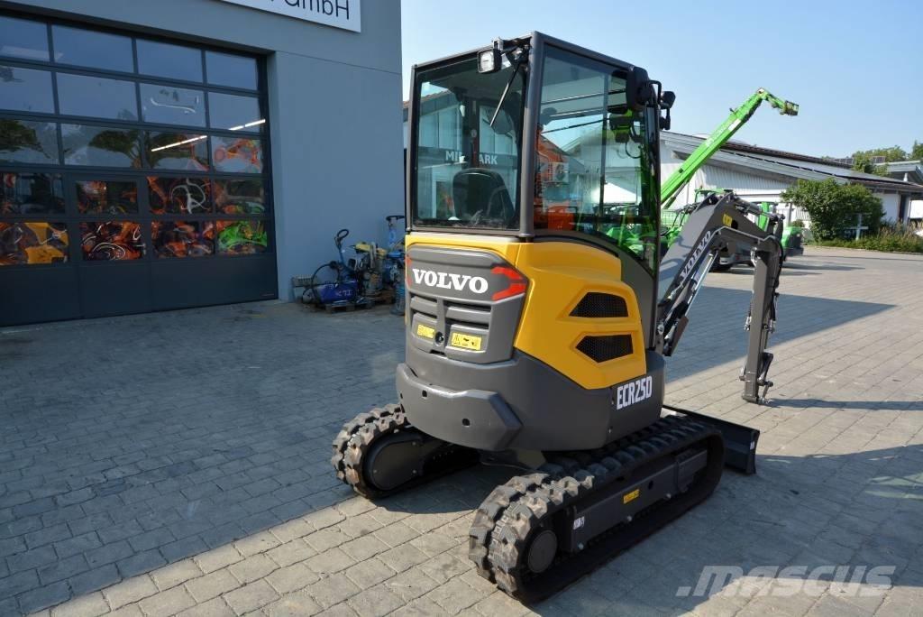 Volvo ECR 25 D Mini ekskavatörler, 7 tona dek