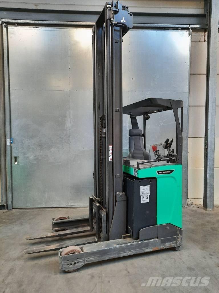 Mitsubishi RB20N3 Elektrikli forkliftler