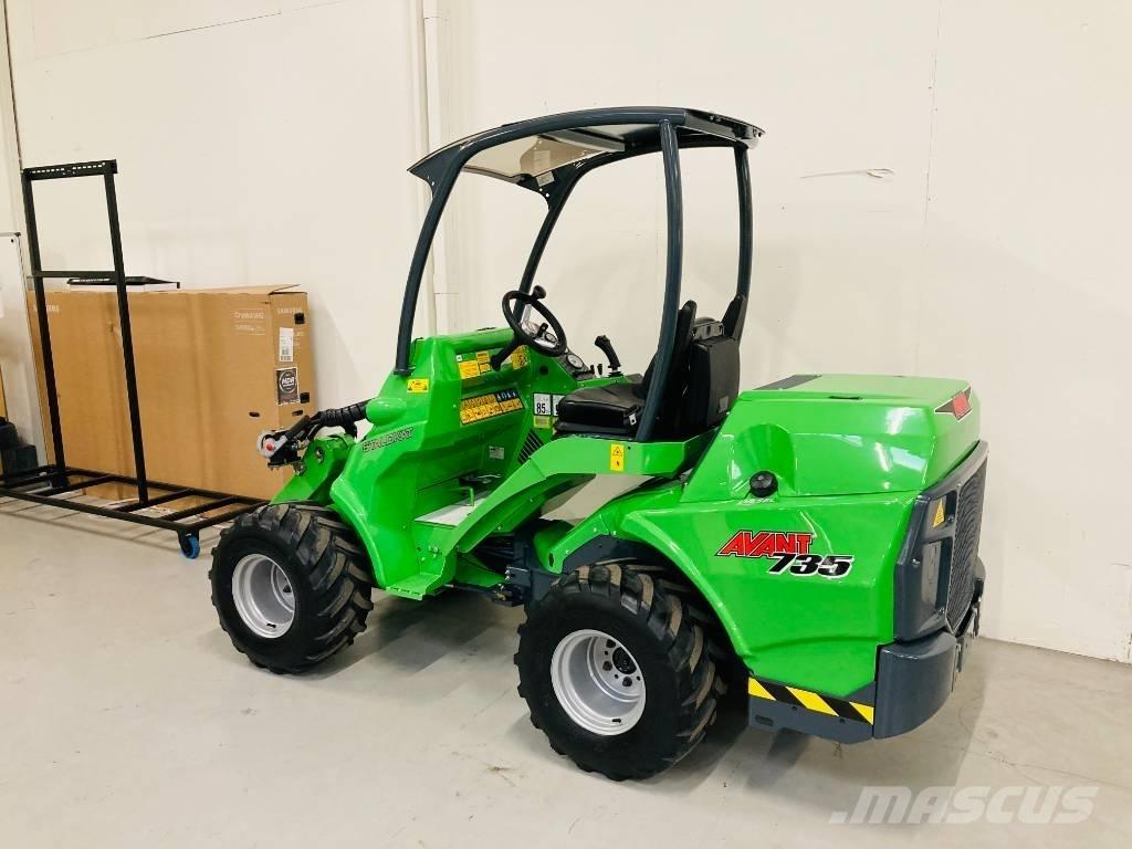 Avant 735 Mini yükleyiciler